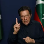Pakistan : vers une coalition sans Imran Khan, pourtant en tête